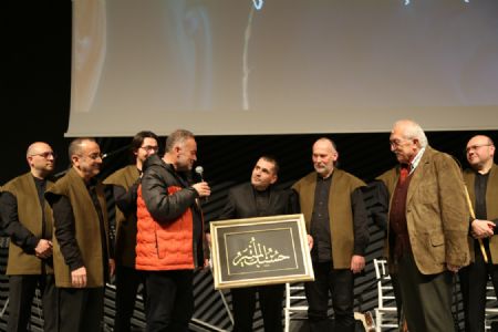 Hsnke`l-Mnr Albm Dinleyicisi ile Bulutu